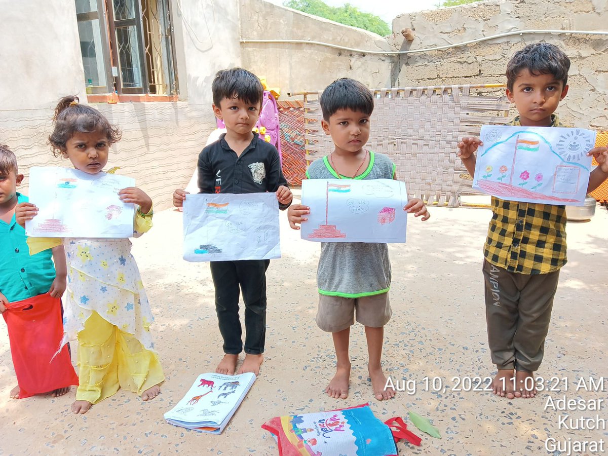 આઝાદી કા અમૃત મહોત્સવ અંતર્ગત 'હર ઘર તિરંગા' કાર્યક્રમ અન્વયે આ.વા. કેન્દ્રો ઉપર 3 થી 6 વર્ષના બાળકો દ્વારા તિરંગા થીમ ઉપર ચિત્ર સ્પર્ધાનું આયોજન કરવામાં આવેલ.! <a href="/WCDGujarat/">Women & Child Development, Govt of Gujarat</a> <a href="/KutchDdo/">DDO Kutch</a> <a href="/PoKachchh/">District Icds Office Kachchh</a> <a href="/IcdsKutch/">Program Officer(ICDS) Kutch</a> <a href="/IraChauhan3/">Ira Chauhan</a>