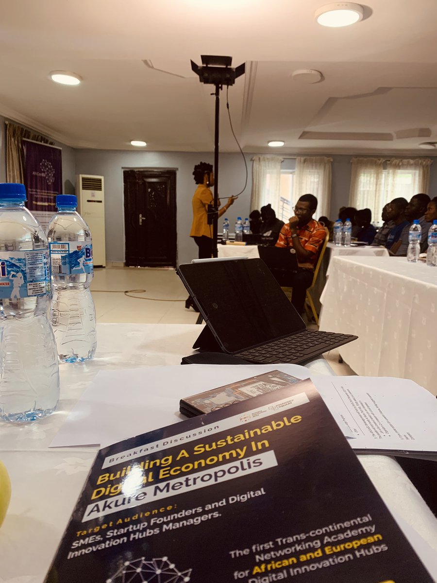 MetropolisAkure's tweet photo. Yesterday at the AfriconEU Breakfast Disussion in Akure Metropolis with @emergingtechAF  was crazily 🤩  . I literally had goosebumps 

Met @AkureHowFar @Peaxeyin @akuredevhangout @Ogehchee @africandevelopr  @YemorWale 
@OlufemiChris_A @Skollybasz

Akure Metropolis https://t.co/9Pp050JXe3