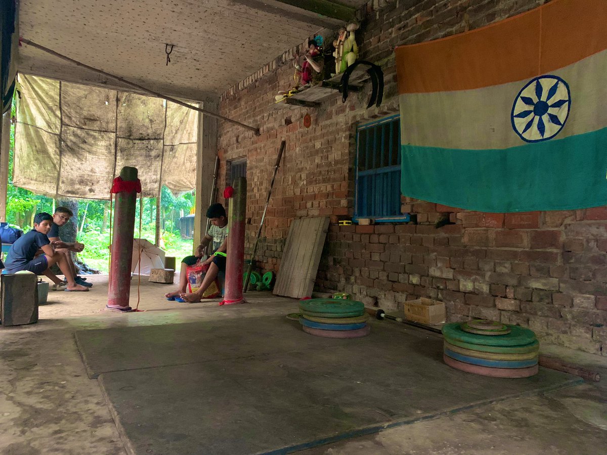SreyashiDey's tweet photo. The gym from where it all began! 

10-year-old #AchintaSheuli lifted his first weights here under coach Astom Das in Deulpur village. 

No one can stop you from achieving what you’re made for! 

Golden Ground report coming up on @ThePrintIndia https://t.co/WLAnZvizLy