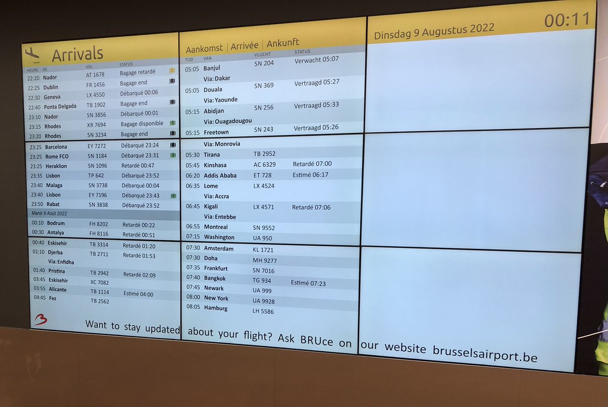 cmagdalijns's tweet image. #Survol #Bruxelles - La nuit à @BrusselsAirport &amp;amp; le survol de Bruxelles par @Ryanair atterrissant à @BrusselsSouth. Et pourquoi ne pas entamer sa descente sur Bruxelles? 😵‍💫