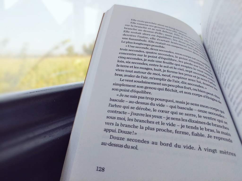 Primera novel·la interessantíssima de l'amic francocanadenc <a href="/M_Carlier/">Mickaël Carlier</a>.

Un viatge a la recerca dels orígens. Personatges àrids i violents com ho és també el paisatge.

"Arides" publica <a href="/AnnikaParance/">Annika Parance</a>. Editors catalans, us animeu?!