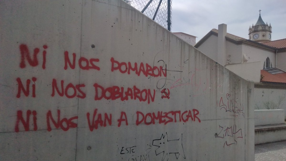 Evagomez95's tweet photo. Santander, de vez en cuando, reivindica duro https://t.co/Pef7Z9ix1c