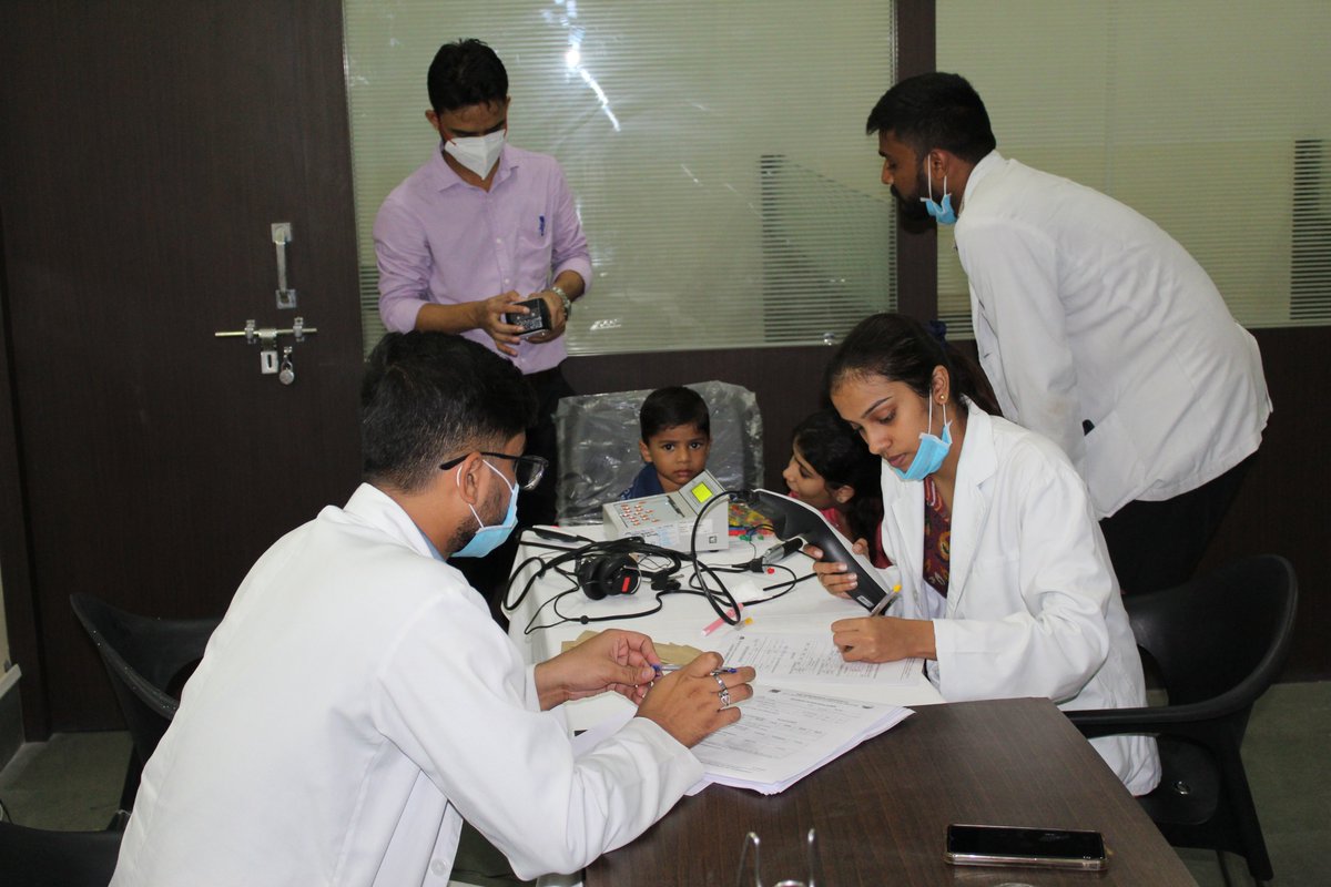 shriramindore's tweet image. An “Awareness and Screening Programme” was held at SRCS, Indore by the Audiologist and Speech Language Pathologist team from Sri Aurobindo Institute of Medical Sciences, Indore #healthcare #speechandlanguage #srcsindore #tinytots #Saims #awarenessandscreening