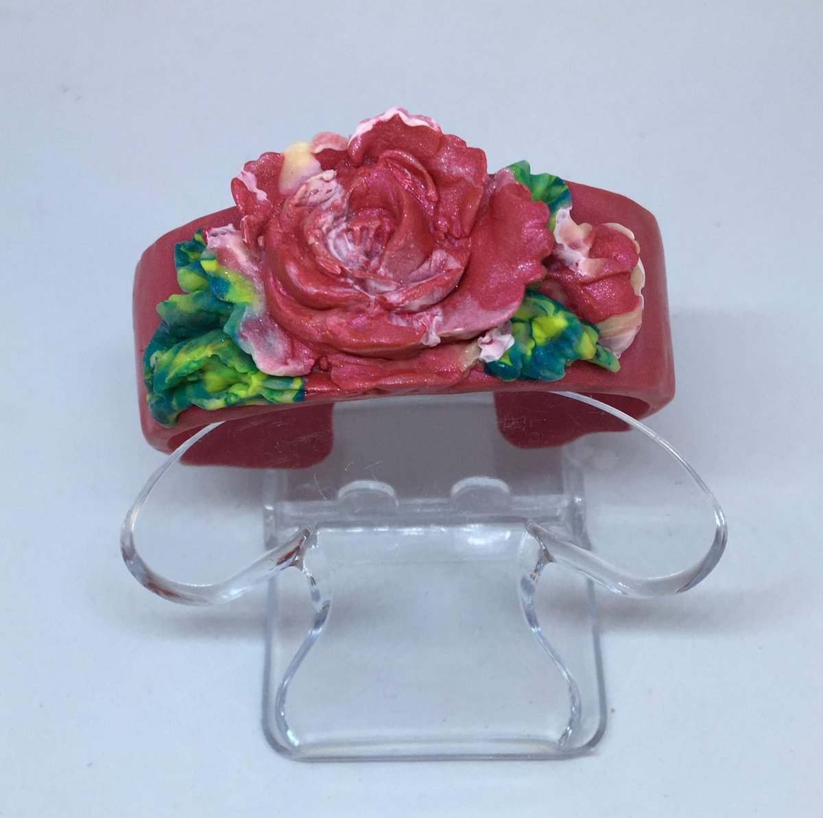 KoolKlayJewelry's tweet image. Excited to share this item from my #etsy shop: Handmade Polymer Clay Rose Cuff Bracelets. #cuffbracelets 
#handmade #bangles 
#gifts  #birthday #banglebracelets #claybracelets
#polymerclayart
#polymerclayjewelry
#flowerbracelets 
 etsy.me/3vVhGml
