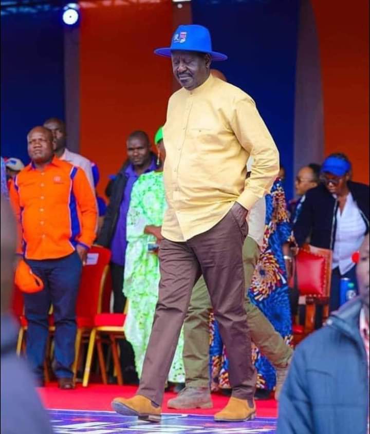 Team Azimio, ENERGY! ENERGY!
LIKES AND RETWEETS FOR PRESIDENT RAILA AMOLO ODINGA.
Great photo. One step to State House.