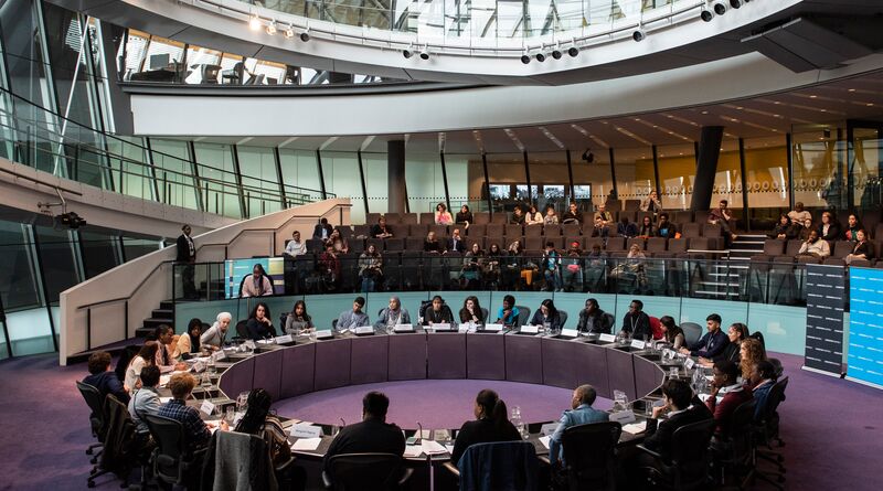 London Assembly (@londonassembly) on Twitter photo It’s International Youth Day!
Getting young #Londoners engaged and involved in the running of their city is an important objective for the #LondonAssembly.
The <a href="/LYAssembly/">London Youth Assembly</a> brings together representatives across London to create a positive change.
👇
london.gov.uk/about-us/londo… It’s International Youth Day!
Getting young #Londoners engaged and involved in the running of their city is an important objective for the #LondonAssembly.
The <a href="/LYAssembly/">London Youth Assembly</a> brings together representatives across London to create a positive change.
👇
london.gov.uk/about-us/londo…