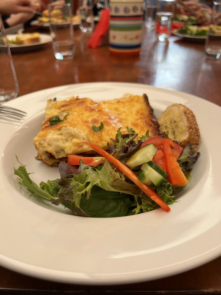 707_operations's tweet photo. #Food #food #foodie plenty was supplied as part of our #Riverlander tour last weekend - you never go hungry - #MURRAY #FARM #TRAIL #strawberry #Victoria #wine #Tourism #regional https://t.co/qGQml2Ivcl