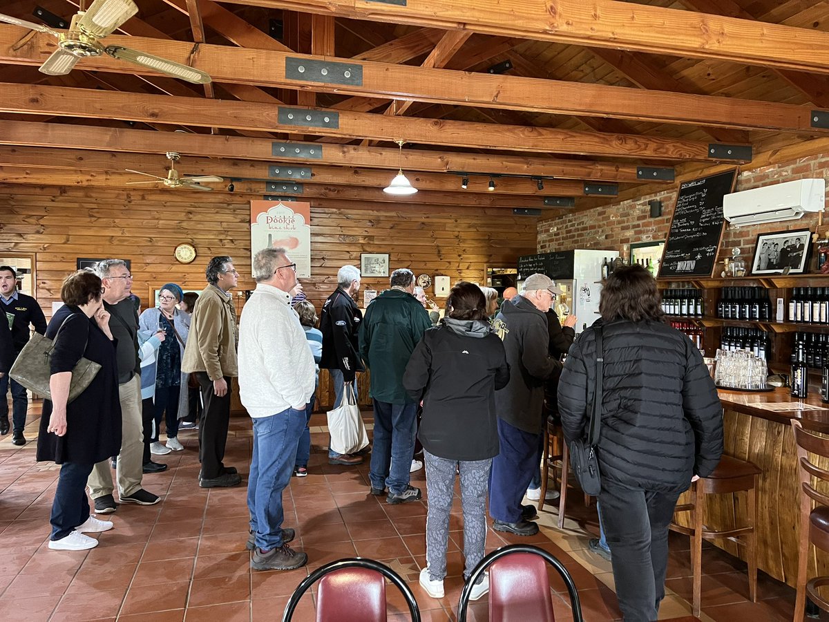 707_operations's tweet photo. #Food #food #foodie plenty was supplied as part of our #Riverlander tour last weekend - you never go hungry - #MURRAY #FARM #TRAIL #strawberry #Victoria #wine #Tourism #regional https://t.co/qGQml2Ivcl