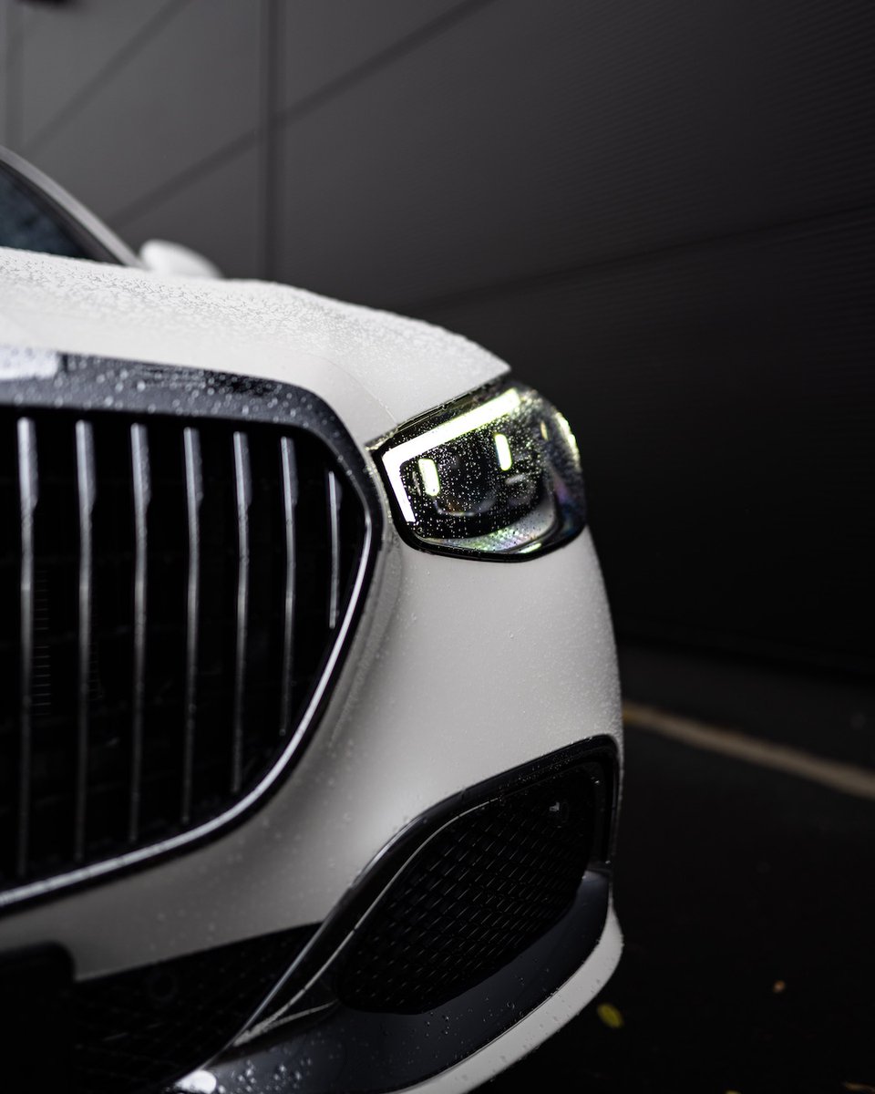 Mercedes-Benz Hellas tweet media