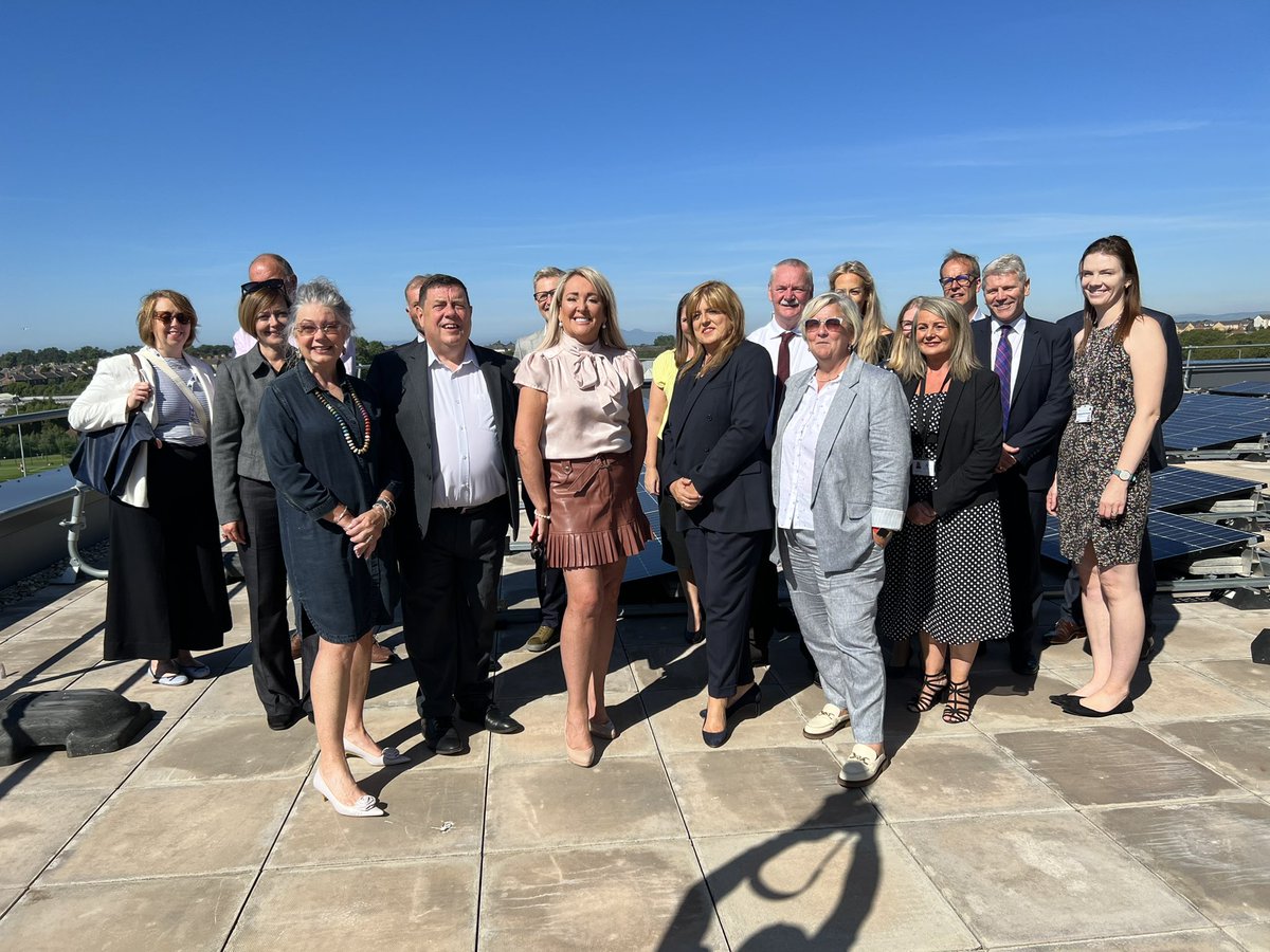 Starting at the top! Wonderful weather for a rooftop tour with @MarieMacklin at the fantastic HALO building with @Louisemac and our AGD partners and contributors. Exciting times ahead - passionate people building a more inclusive, prosperous, green future for everyone