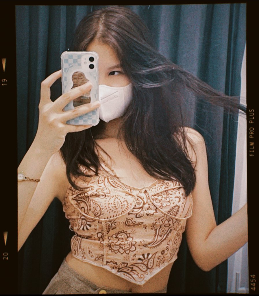 choutzuyours's tweet photo. hanyong 

#osd #onceselcaday #NAYEON @JYPETWICE https://t.co/OFjLq2rUKR