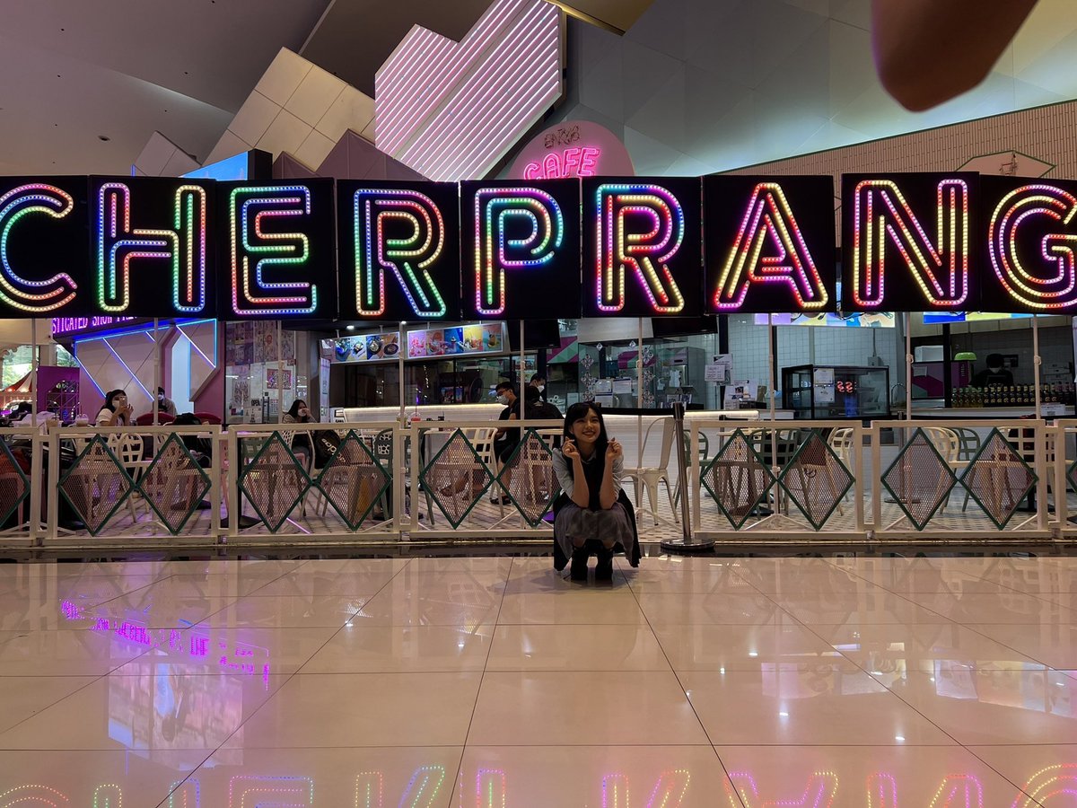 ป้ายไฟพร้อมแล้วค่ะ ชาปุรัง ชาปุรัง 

Cherprang in Japan 

#CherprangxNMB48