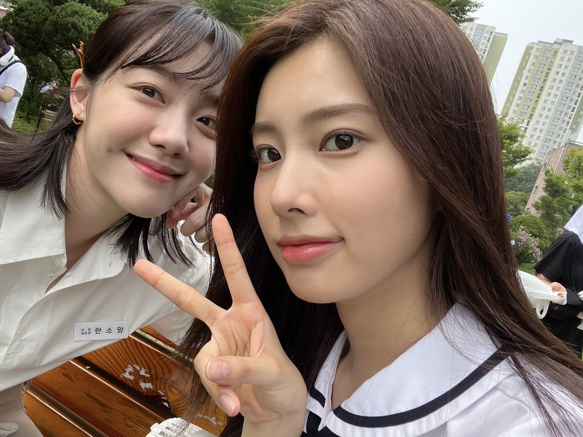 onme_hyewon's tweet photo. 강혜원 소주연 조합 응지연 https://t.co/bxNcTOisyE