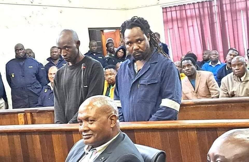 TzaneenV's tweet photo. TWO MEN ACCUSED OF KILLING COLLINS CHABANE MAYOR ABANDON BAIL
By Kabelo Abel Mokgalabone
MALAMULELE : The two men accused of killing Collins Chabane municipality mayor Moses Maluleke have abandoned bail.
#VhembeObserver #Limpopo https://t.co/DjmzeEdS3r
