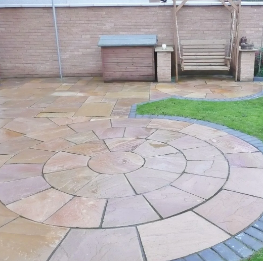 simplypaving's tweet photo. Our Natural Sandstone Circle in Sunset Buff offers a variety of different ways to compliment your outdoor space.
Check out our Natural Sandstone Circular Paving here:
https://t.co/9fDXufrBje...
☀️Can be a stand alone feature making a beautiful centrepiece
#simplypaving #paving https://t.co/BdWKnYAuAM