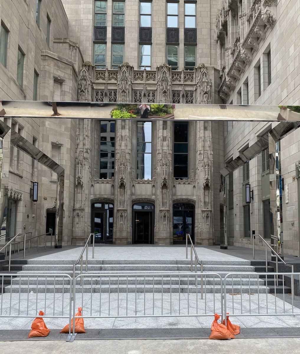 BlairKamin's tweet photo. Nathan Hale used to occupy the center of the Tribune Tower courtyard that bore his name. But, as I discovered yesterday, his statue now stands on the sidewalk, looking into the courtyard. It’s not a happy prospect, given the shiny thing that’s been inserted in the space. https://t.co/9n7ws2FwQD