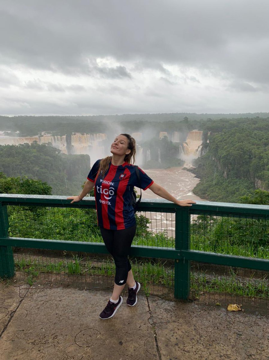 deysibenitez_01's tweet photo. Quiero ver sus fotis con la casaca  @CCP1912oficial Empiezo yo 😍💙❤️ https://t.co/DQMsn0lGal