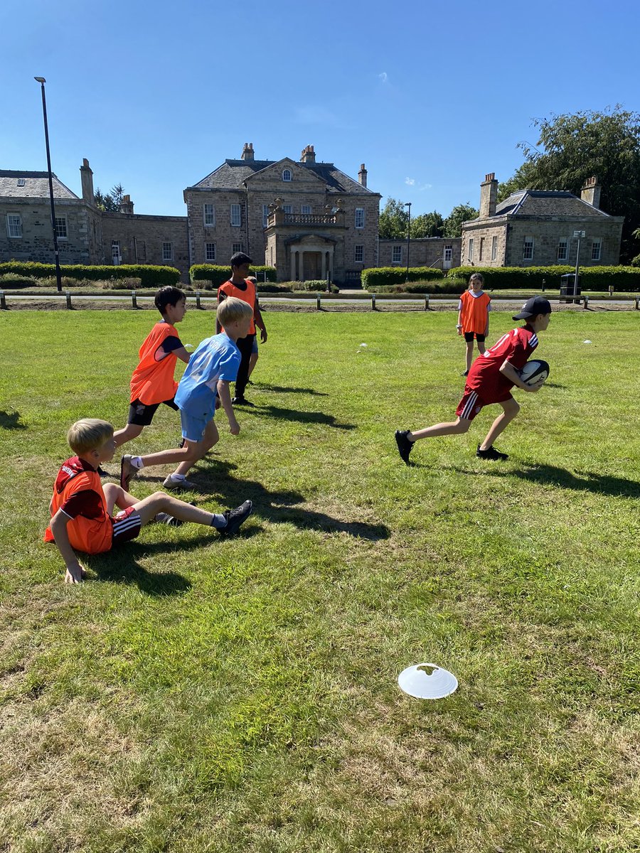 ActiveAyr_SAC's tweet photo. Final day of our multi sports camp at @Ayr_Academy2016 β
the children had a fantastic final day of badminton, rounders, rugby & hockeyπ a massive thank you to all leaders and coaches π πΈ π π π₯΅π€© #SASummer22 #Thrivingcommunities https://t.co/2jWHIeiQlM