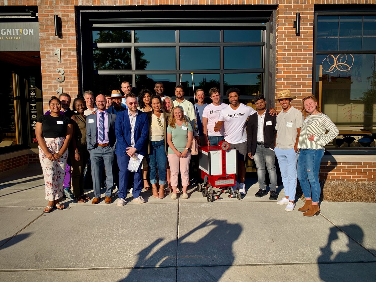 betadotmn's tweet image. Congratulations to the Spring 2022 BETA Cohort on their graduation! We had a blast handing out superlatives and watching the pitch competition. 🚀 Can&apos;t wait to see where they go from here!

#BETAMN #foundersfirst
