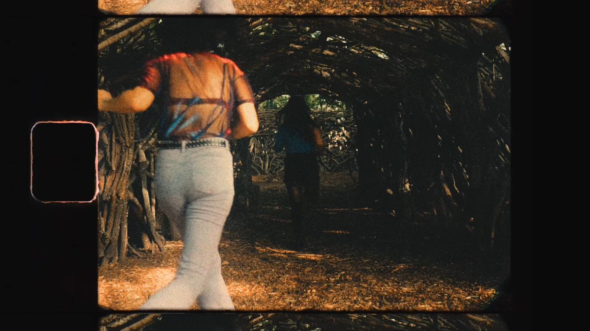 NEPTUNAMUSIC's tweet photo. ¿Ya escucharon y vieron el videoclip de Venus?
El segundo sencillo de nuestro EP • Orbitando •
Y atentos que ya pronto se viene el tercero • Pócima •
.
.
.
#neptuna #orbitando #venus #mujeresenlamusica https://t.co/ZfoZz1W7Am
