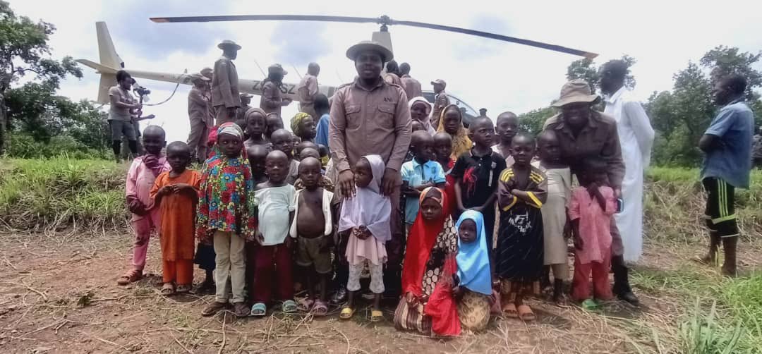 We are extremely excited to announce the arrival of a helicopter for the protection of a Gashaka Gumti National Park. The GGNP Conservator of Parks (CP) was on hand to welcome it along with many rangers and comunity members! This is a momentous day for the park!!