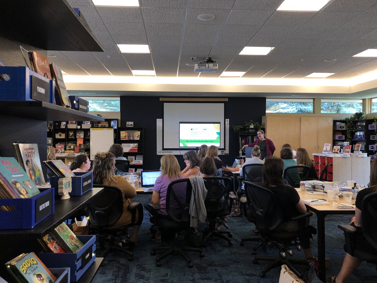 Vanessa Johnsen tweet media