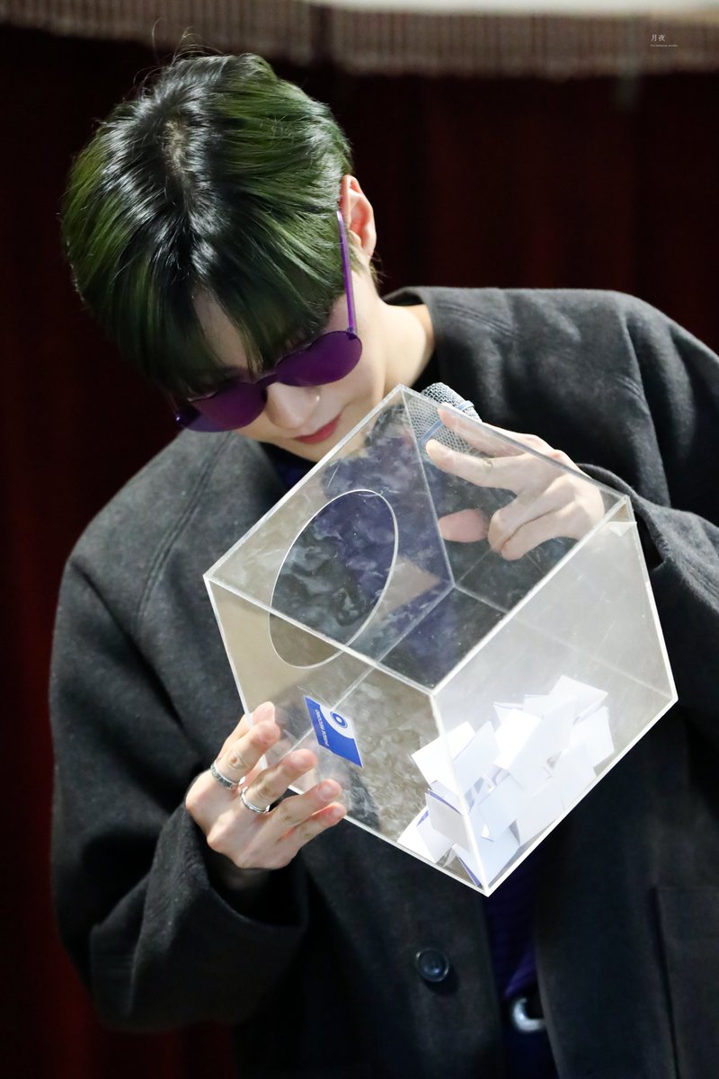 220417

#루미너스 #LUMINOUS #LMN #우빈 #정우빈 #WOOBIN