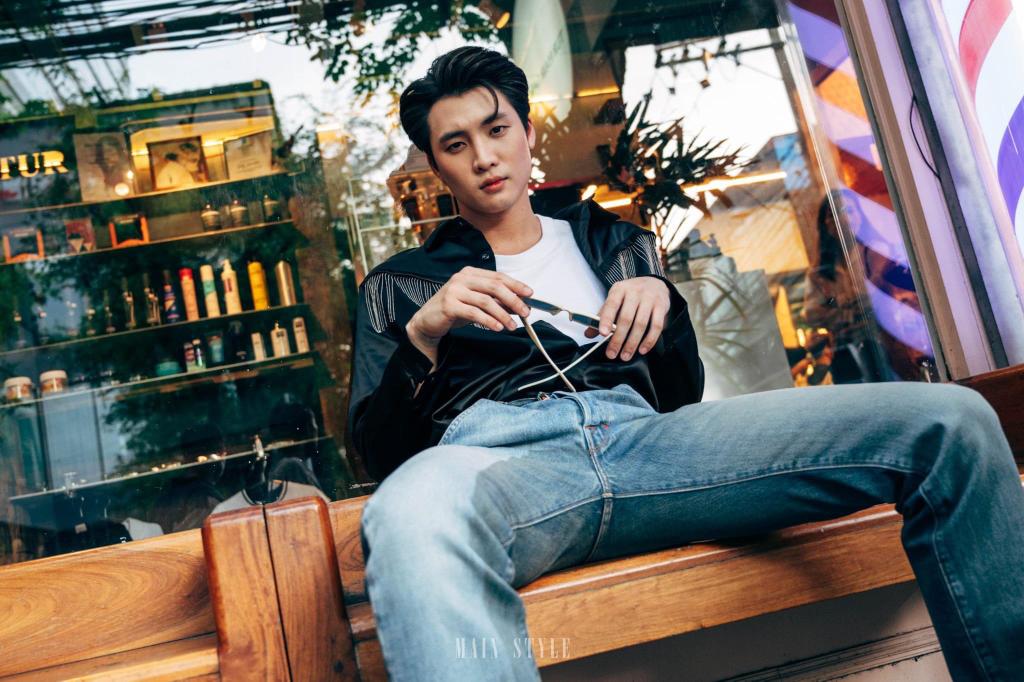 MeanPlanPH's tweet photo. [UPDATE] ⬆️

220810 ~ MEAN X MAIN STYLE: RETRO ✨

Mean tries the Retro Fashion in the new episode of Main Stand's "Main Style". Visit Main Stand Thailand's Youtube Channel for more contents about fashion. 😉

© @.sittyidea

#MeanTro #MeanPhiravich
#MeanPlanPH #MainStyle
~ 🌠 https://t.co/p7PE514qsU