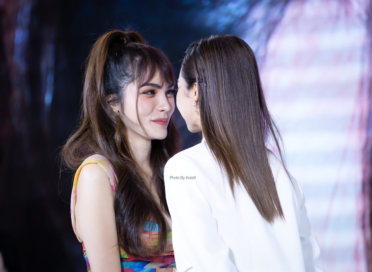 aaaomts's tweet photo. อยู่ด้วยกันตั้งแต่คนดู 3-4 ร้อย จนตอนนี้ 40k และจากที่มีคนรอส่งหลักสิบตอนนี้เพิ่มเป็นหลักร้อยแล้ว 
ที่บอกจะจับมือประสบความสำเร็จไปด้วยกันวันนี้ทำได้แล้วนะ ดีใจกับทั้งคู่มากๆเลย🤍🫶🏻
#อิงฟ้ามหาชน #ชาล็อตออสติน
#อิงล็อต https://t.co/lWtWupRW6D