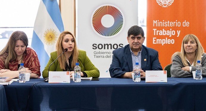 Ministerio de Trabajo y Empleo tweet media