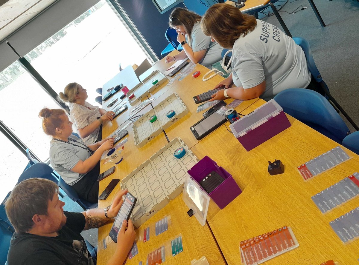 VEX Robotics UK tweet media