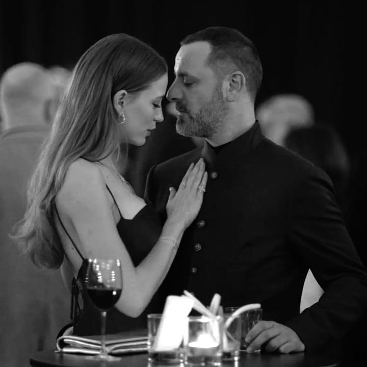 #NewProfilePic
Talvez eu esteja um pouco obcecada pela série #Fiçipi e pela atuação de #OzanGüven e #SerenaySarıkaya ✨🧿🫰🏻
Então vou usar essa foto por enquanto 🙈