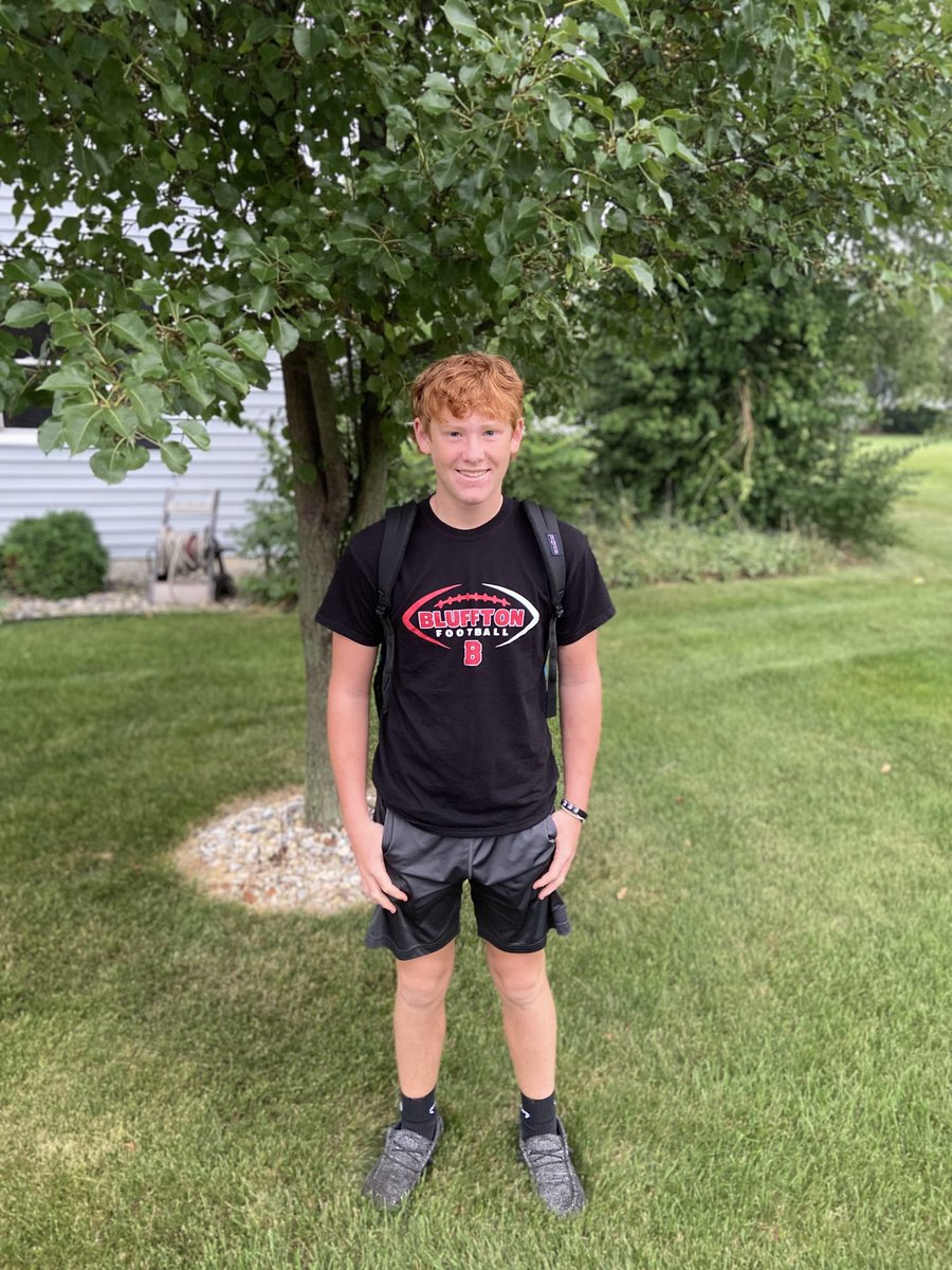 toddandheather's tweet photo. #Back2BHMSD  ✨And here we go again….. Freshman/8th grade❤️🖤 https://t.co/V52707GtCk