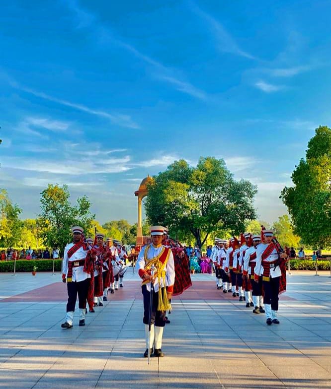 salute2soldier's tweet photo. #CBSE #SchoolBand #Performance by #students of #Maharaja Agarsain School #captivated the #visitors with their #amazing #skills and #coordination at #NationalWarMemorial. The #band #performance commemorates #AKAM and #students were #commended by @HQ_IDS_India.
@PMOIndia @adgpi https://t.co/cJJ79XyMLZ