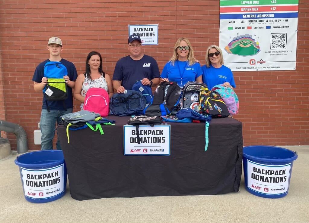 LeeCompany's tweet photo. Over 2 dozen backpacks were donated during last night's Backpack Giveback with the @ChattLookouts! Local students felt the love thanks to the support of our amazing community and partners at @GoodwillChatt.

#BackpackGiveback #Chattanooga #Lookouts #Goodwill #LeeCompany https://t.co/NxVtafSsru