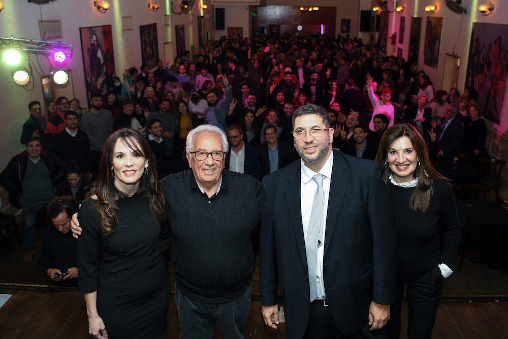 [NOTA]

Héctor Recalde, nuestro candidato para el Consejo de la Magistratura.

👌Con la abogacía popular, ayer realizamos el acto de lanzamiento de su candidatura.

frenteabogadxspopulares.wordpress.com/2022/08/10/hec…