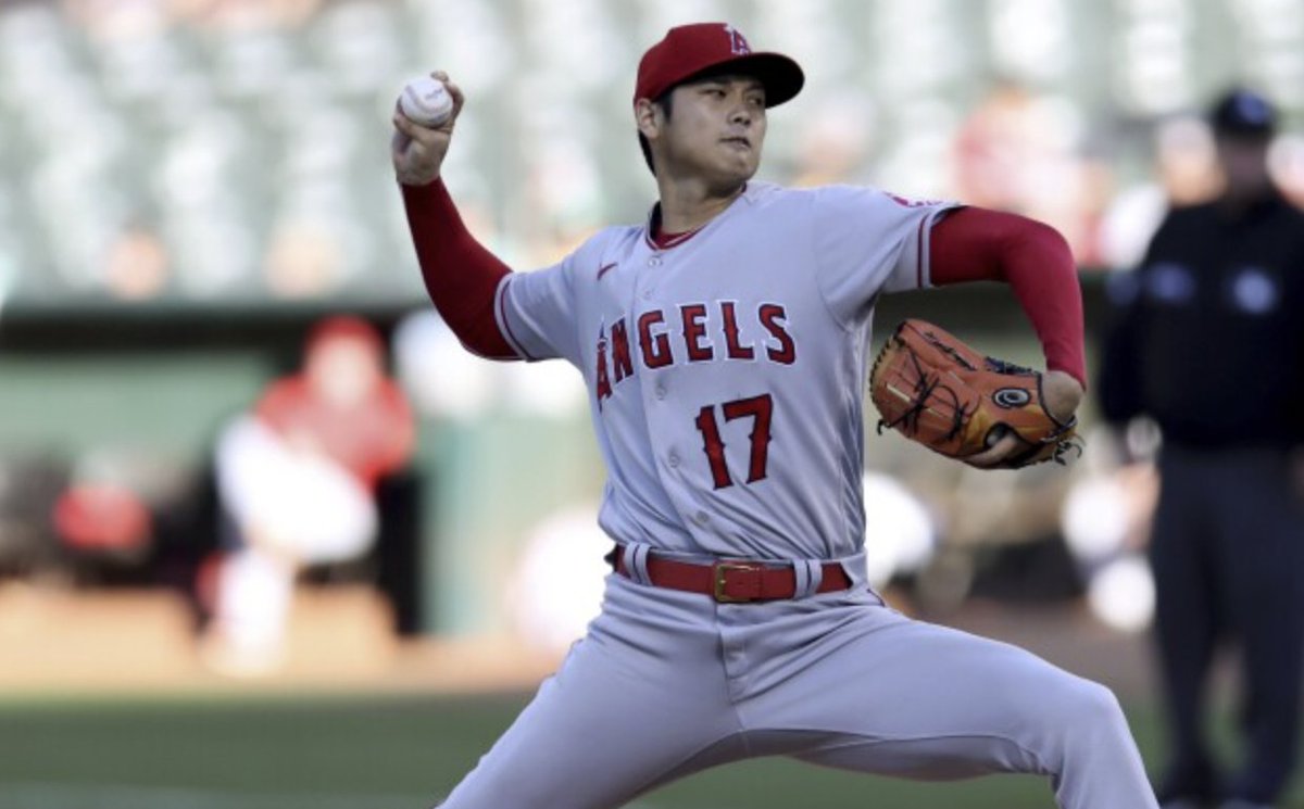 MLB_Math's tweet image. Shohei Ohtani currently grades out as:

— Our No. 10 SP in 2022 based on Adjusted Game Score

— Our No. 22 hitter in 2022 based on Offensive Value Over Average

Only three other SPs have taken at least 1 PA in 2022. None of them even have positive scores in OVOA.