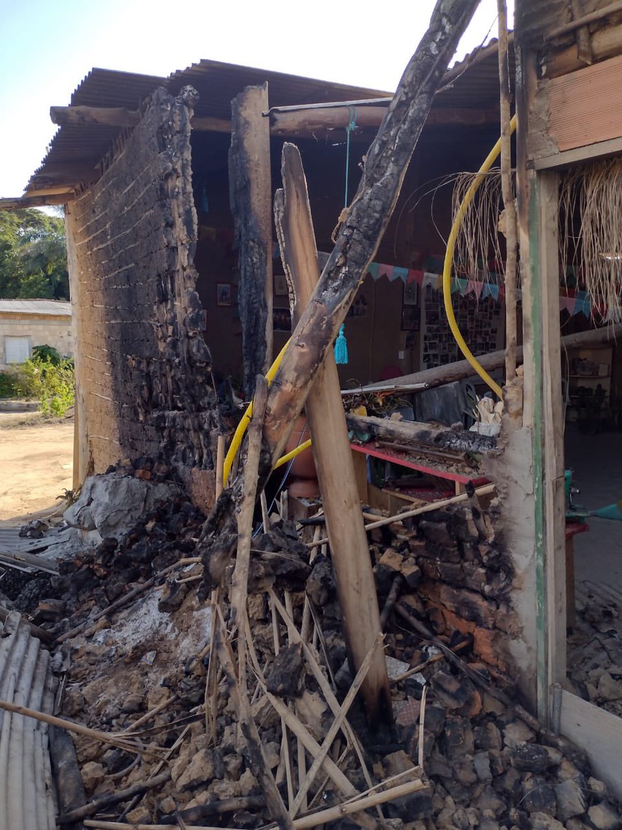 pachapinta's tweet photo. Because I say that sometimes it's complicated to live here on the web3, in real life what's happening to our people? Yesterday there was a arson, due to religious intolerance, in Quilombola territory in the north of the state.

This is a war too! https://t.co/4eRe9YsTeL