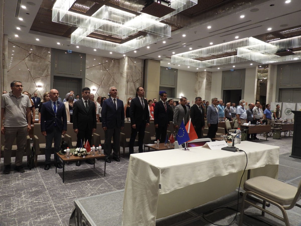 MMutusa's tweet photo. Genel Müdürlüğümüzce yürütülen dış kaynaklı "İstilacı Türlerin Tehditlerinin Değerlendirilmesi Projesi" kapsamında sempozyum gerçekleştirdik. 

Sempozyumda, kıymetli akademisyenlerimiz ve STK temsilcilerimiz bilgi birikimlerini paylaştılar. Emeği geçenlere teşekkür ediyorum. https://t.co/ciMGB8EiIE