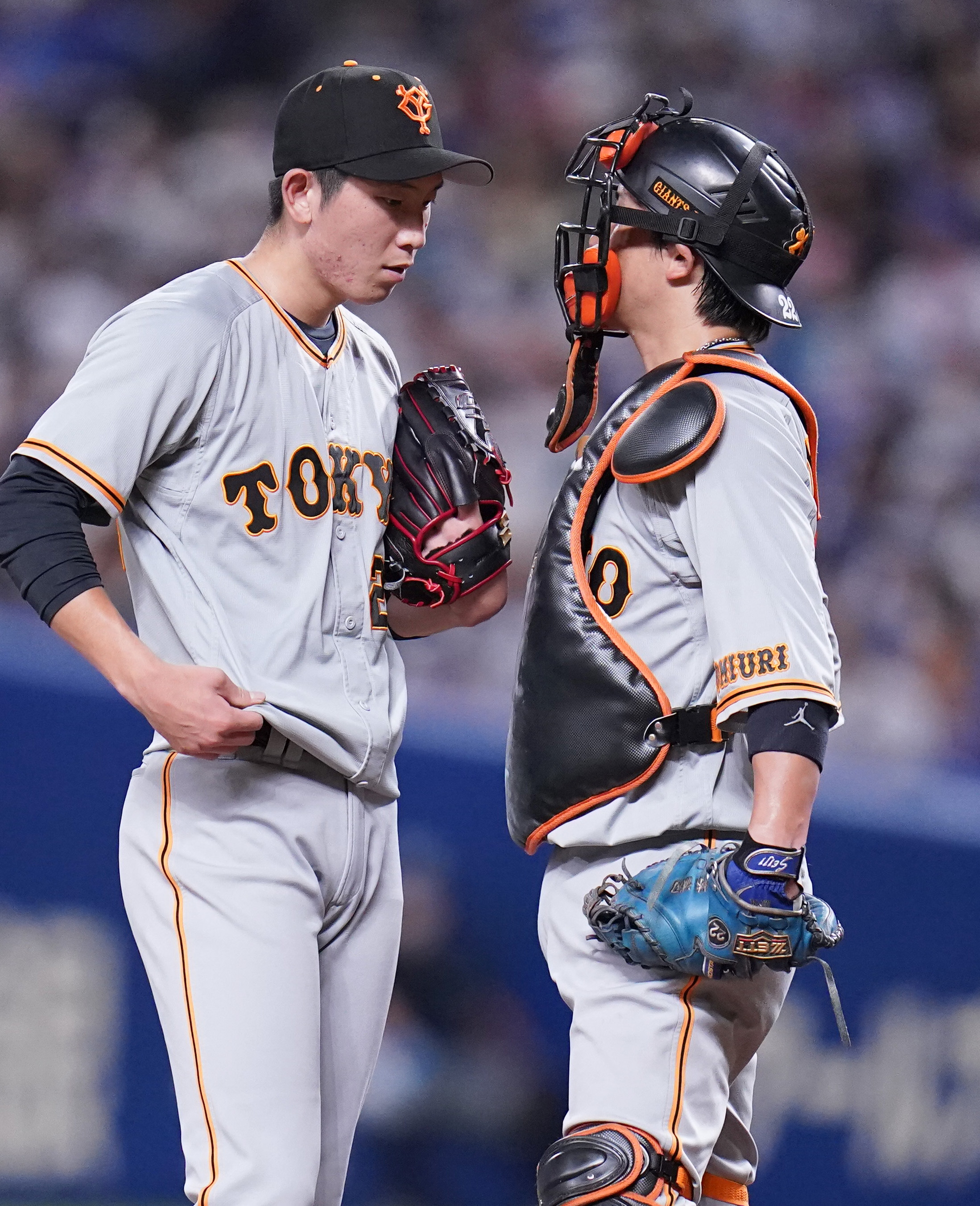 写真付き 読売ジャイアンツ 戸郷翔征 直筆サインボール NPB公認