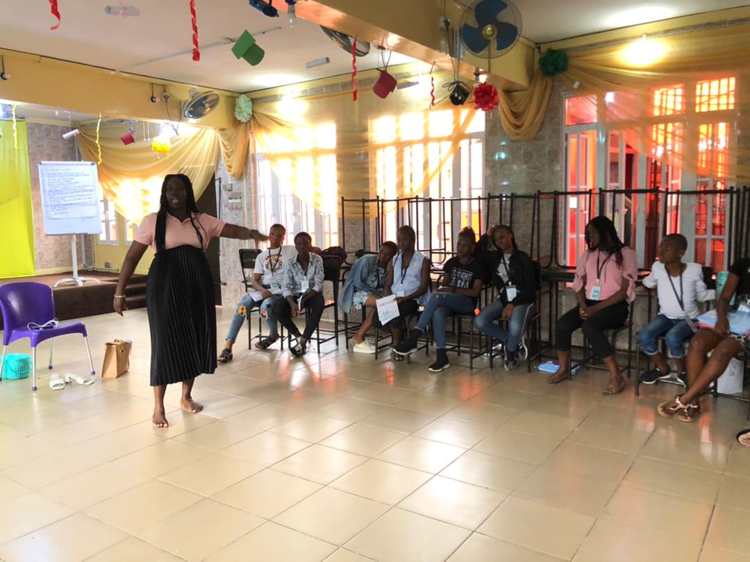 wteconline's tweet photo. Day 3 - Sex Education
We had a nice time dispelling all sex education myths for girls. It was a highly insightful session for our girls who were very engaging &amp; had loads of questions. This was facilitated by @oredolakay a psychologist &amp; a 2010 camp alumnae.
#shecreateslagos2022 https://t.co/iYhFWx6DSQ