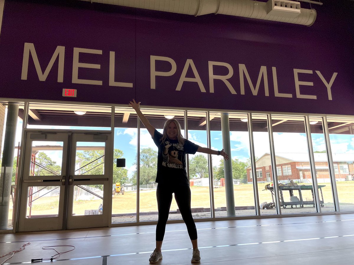 Happy FIRST day of school!!🥳 We are so excited to welcome all of our kiddos back!💜 <a href="/WISDParmley/">Parmley Elementary</a> #ParmleyPROUD