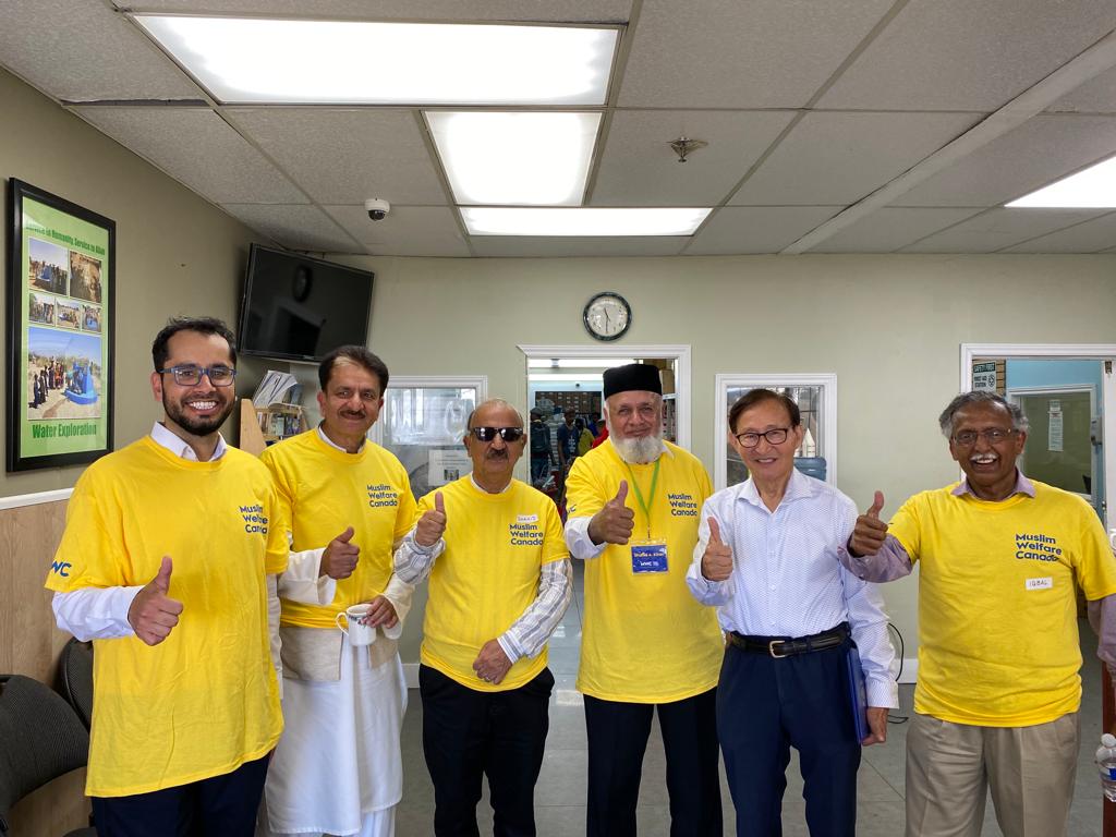 RaymondChoPC's tweet photo. Congrats to @MWCanadaOrg for hosting a successful #FillABackpack event, ensuring every child a fair chance at success.
3000 backpacks filled with school essentials βοΈπ for children & families in need! Well done! π
#backtoschool https://t.co/ruERr19Bor