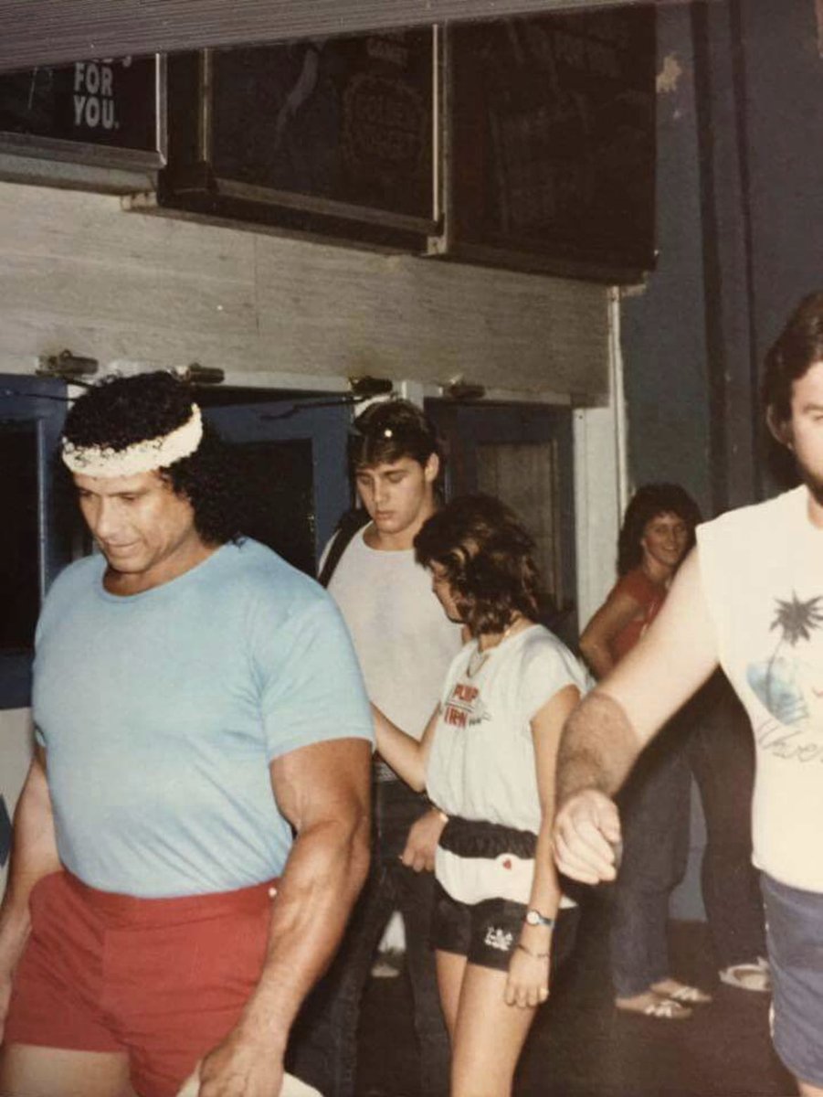 📸 This photo is believed to be: Superfly Snuka, Shawn Michaels & a young Tammy 'Sunny' Stych @firstdivaSunny asking for an autograph. Thoughts⁉️