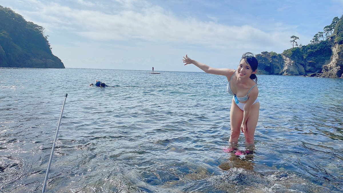 うみーー！！ みんな大好き水着だよ💫 実際入る時は4枚目くらいがちな