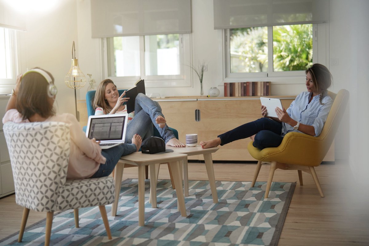 Notaires_CSN's tweet photo. #Colocation : quelles sont les règles ? Quelles sont les obligations du #propriétaire et des colocataires ? Les #NotairesdeFrance vous informent sur https://t.co/z9ZxAXiMLX #immobilier #location #etudiants https://t.co/Af7gE6rLFr