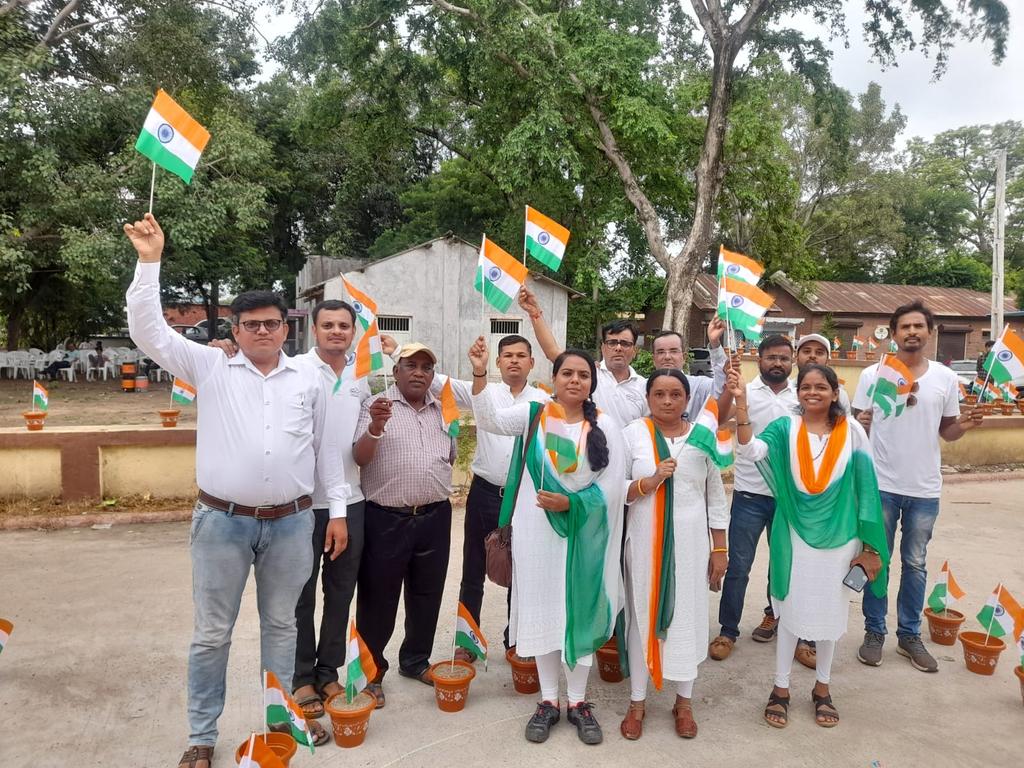 VaghodiyaM's tweet photo. "તલાટી કમ મંત્રી"
#TcmStrikeGujrat
#4400TcmGujrat
#continue2004
#Equal_work_Equal_pay @Bhupendrapbjp @brijeshmeja1 @CMOGuj
@narendramodi https://t.co/VKJOiqQkCT