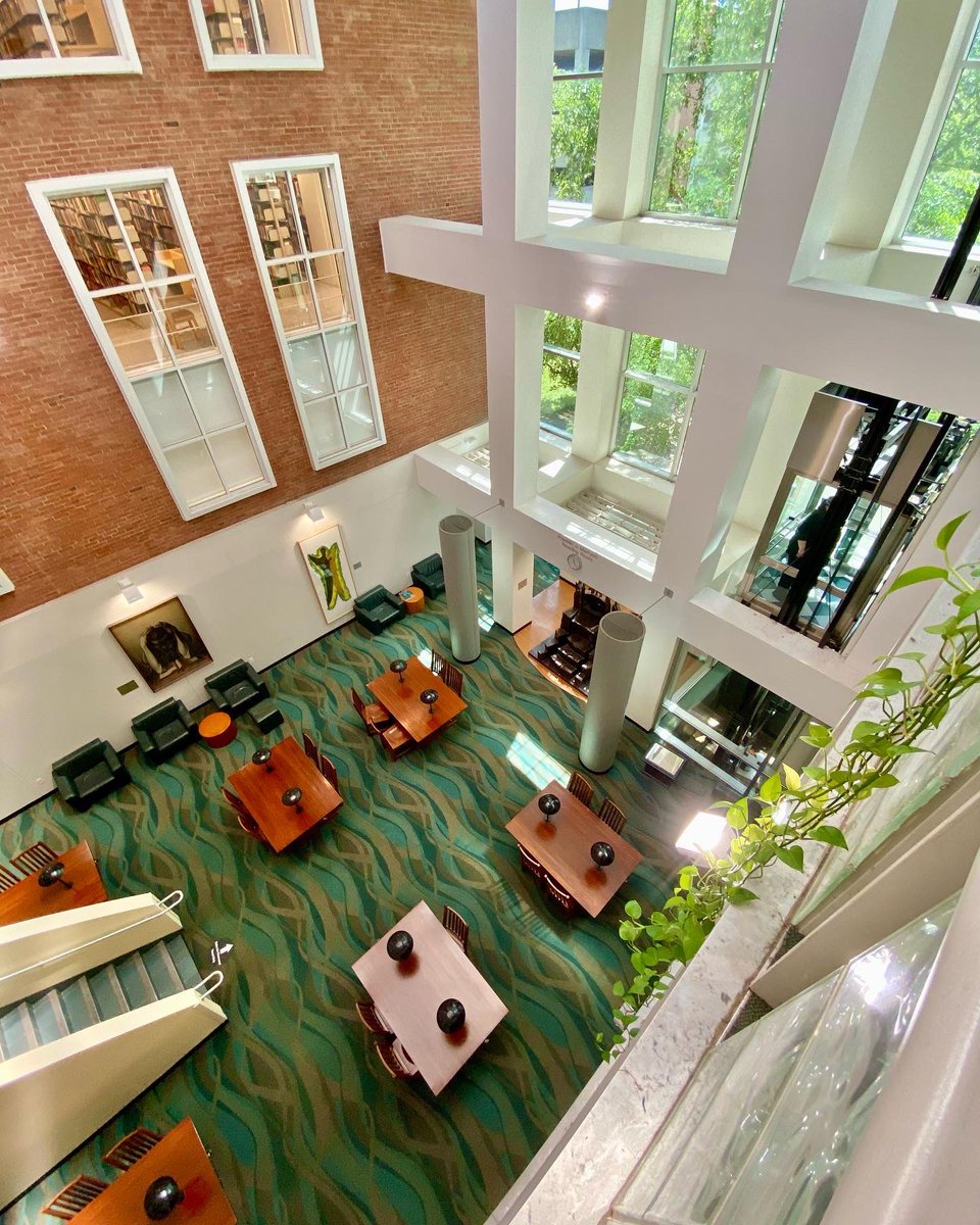 RULibraries's tweet photo. For this week's @iglibraries #DesignLibraries challenge, we present our Alexander Library’s Franklin J. Marryott Reading Room!
#Design #IGLibraries #HashtagChallenge #AlexanderLibrary #NewBrunswick #GoRU #Rutgers #RutgersLibraries #Libraries #Library https://t.co/GWmHKawk4Z