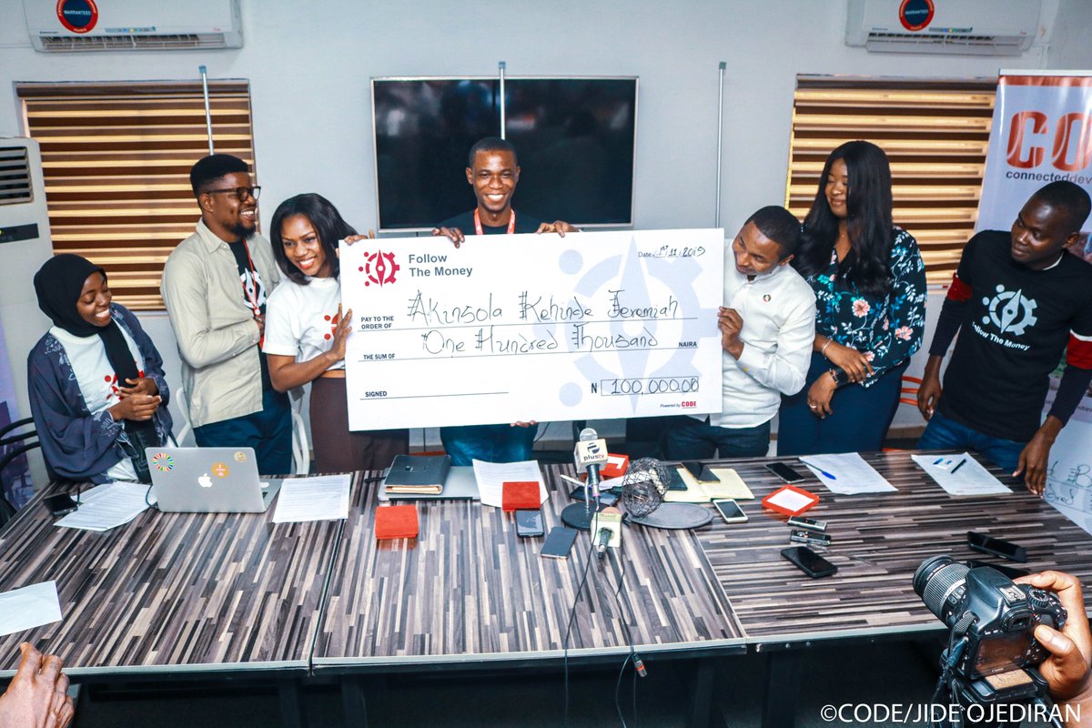 kkennyje's tweet photo. Nov. 2019, I won the maiden #FTMChallenge with the #RenovateOgidi . I received a check of 100k from @HamzyCODE 

Aug. 2022, I presented two checks to the winners of @GSCIlorin Ilorin Climate Action as the Hub Curator

I hope this win transforms these people as it did to me
@wef https://t.co/WkWd1yvNkx