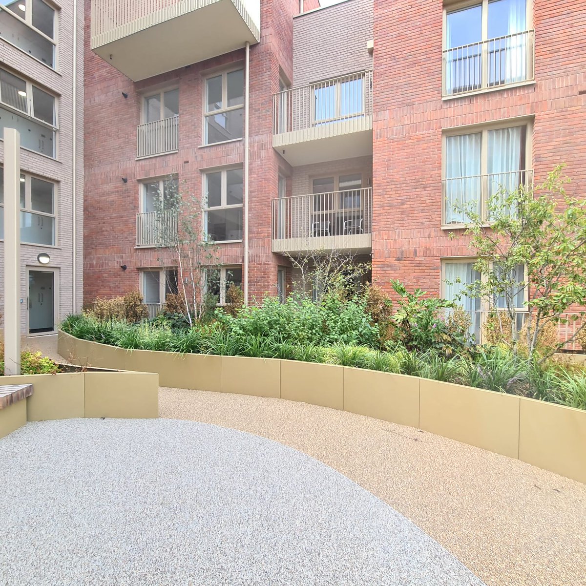 We have been maintaining the communal areas in Maidenhead providing a relaxing area for the residents to sit and enjoy the lovely weather.
These areas play an important role in bringing the community together; 
#klguk #landscape #people #community #diversity #seating #relax